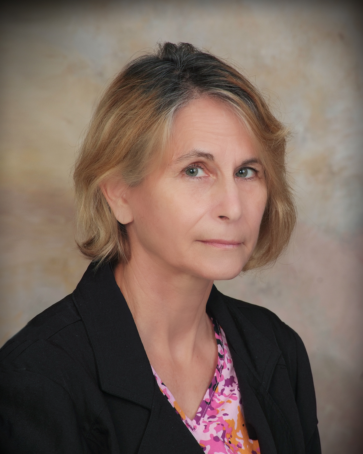 Elizabeth Pacarro, APRN